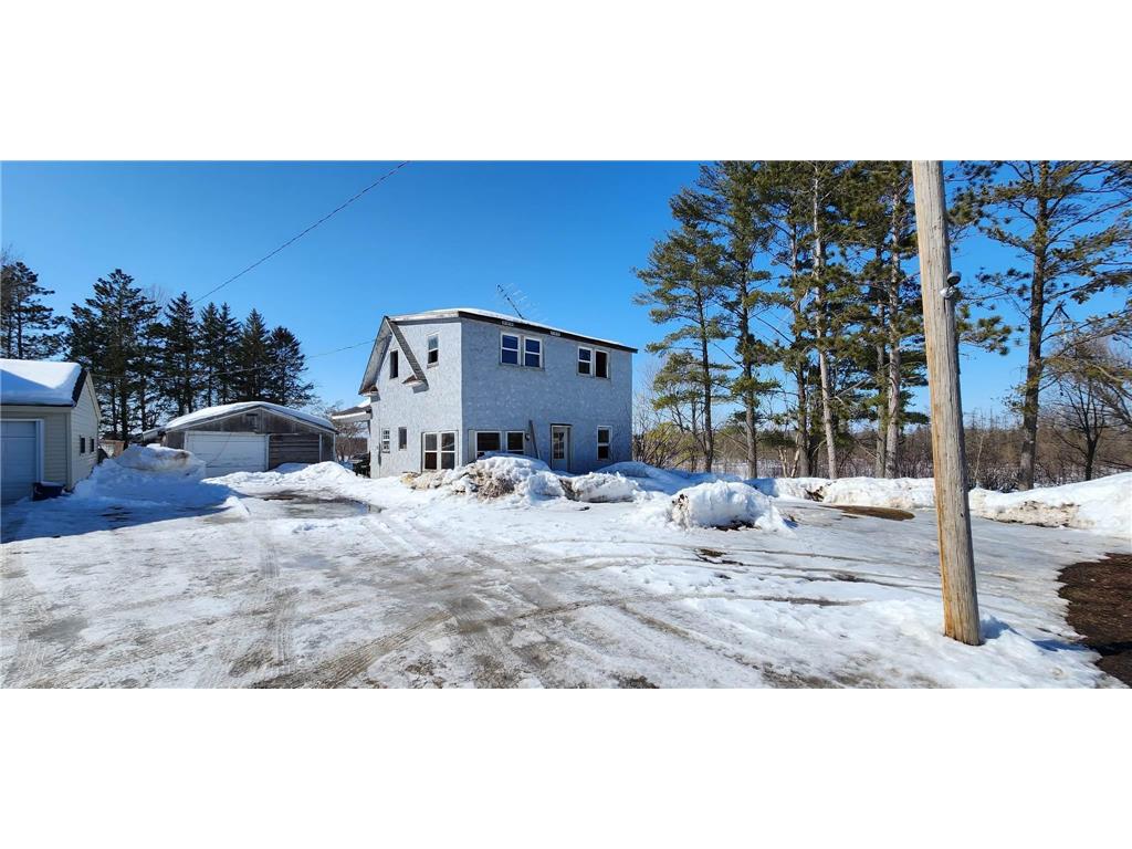 411 Oak Street N, Grasston, MN 55030 MLS 6346085 Edina Realty