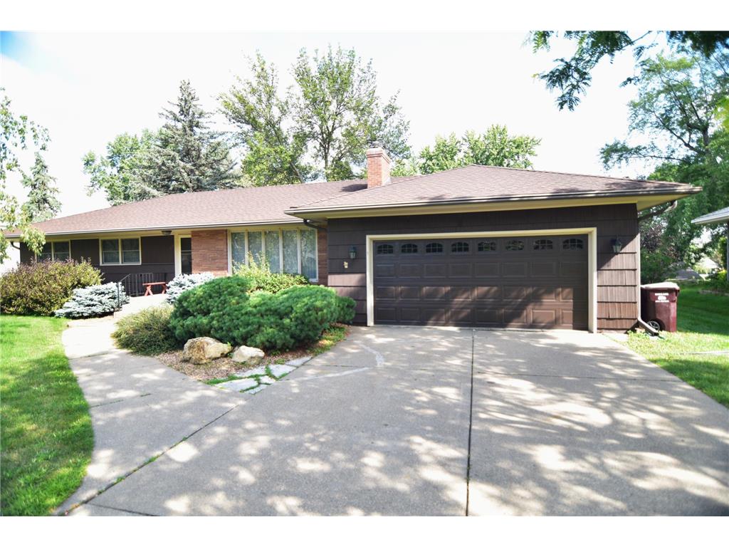 411 Rehnberg Place, West Saint Paul, MN 55118 MLS 6232098 Edina Realty