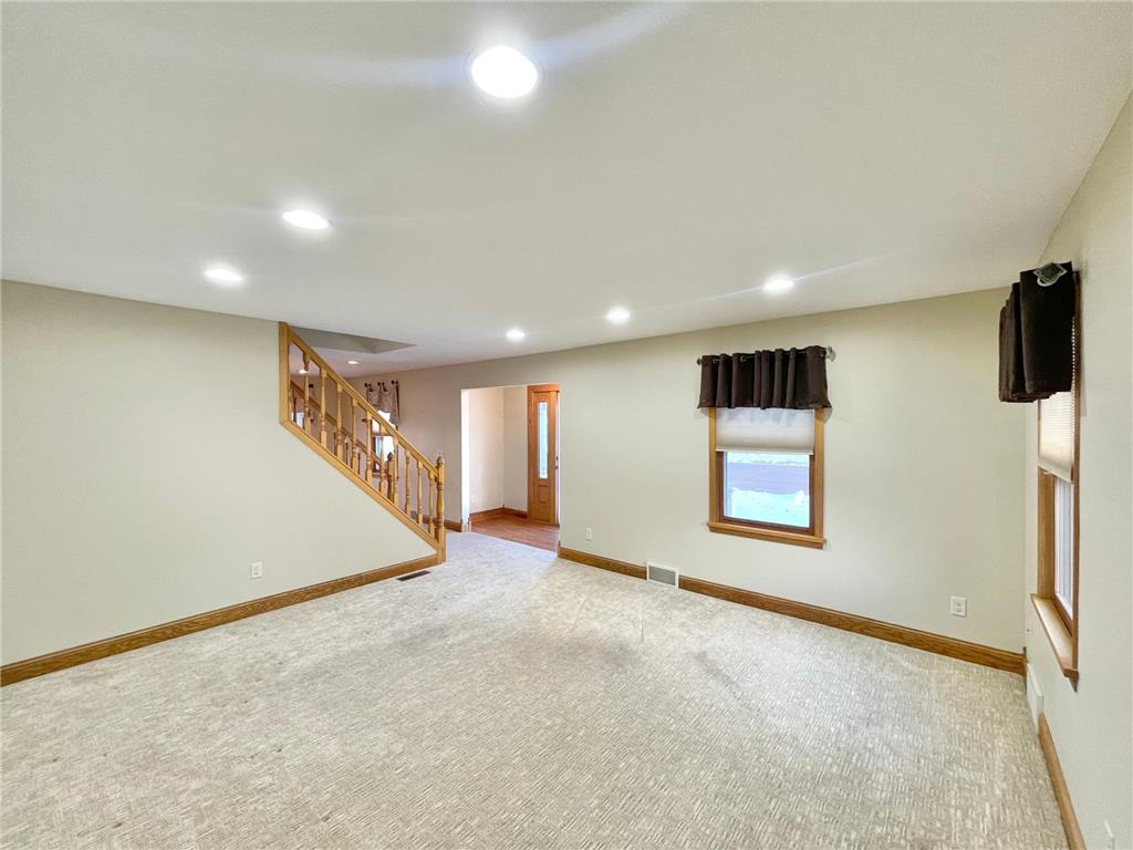 411 Vernon Avenue Morgan MN 56266 7006420 image10