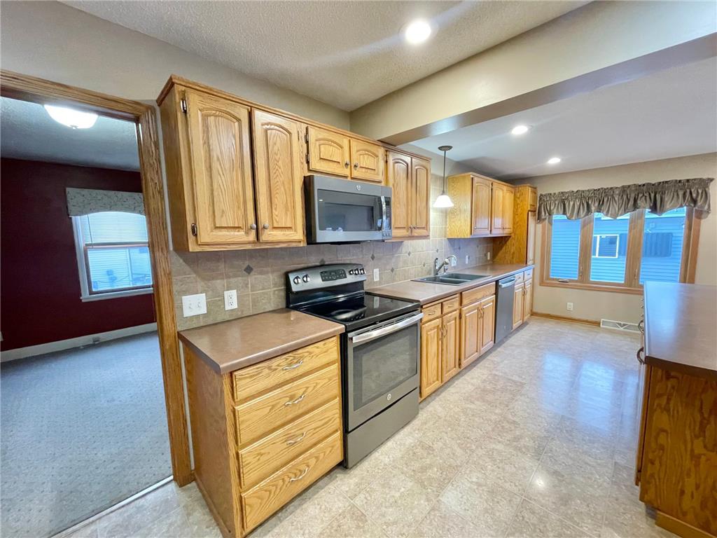 411 Vernon Avenue Morgan MN 56266 7006420 image24