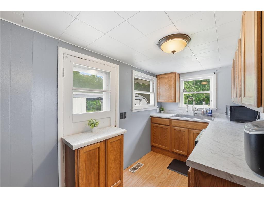 411 W Main Street Osakis MN 56360 7083410 image10