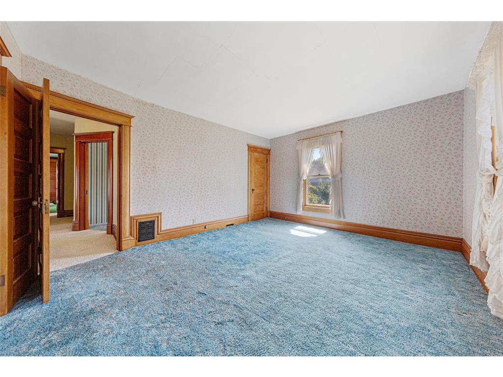 411 Washington Street Northfield MN 55057 6800145 image27