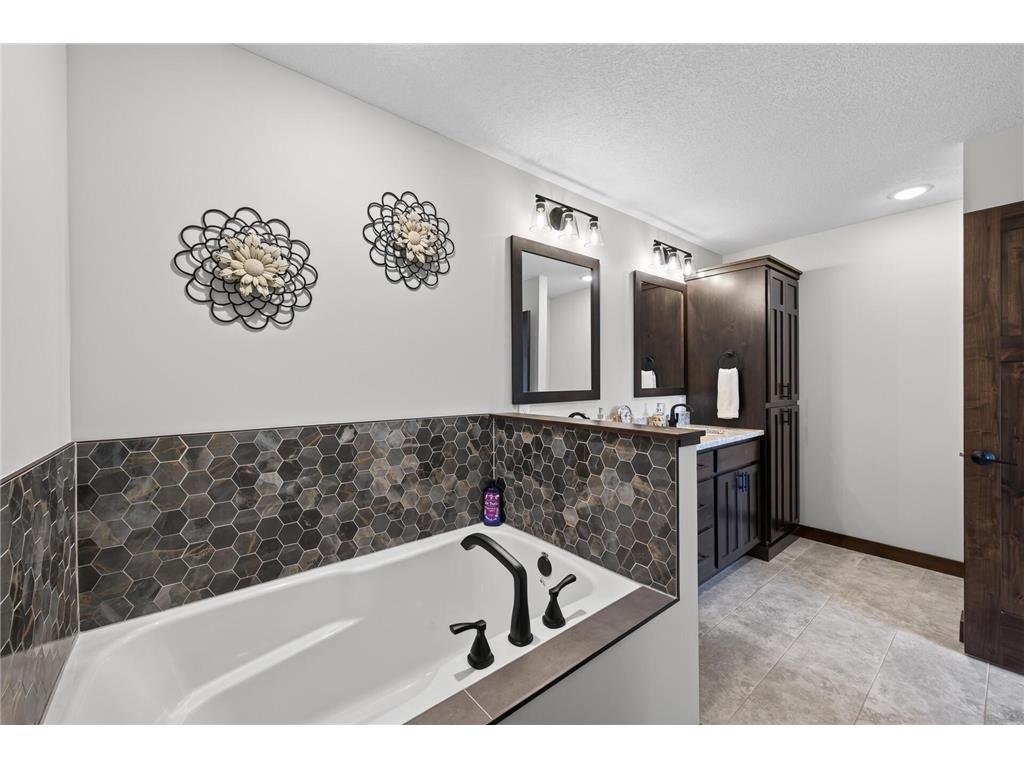 411 Westwood Drive River Falls WI 54022 7100640 image19