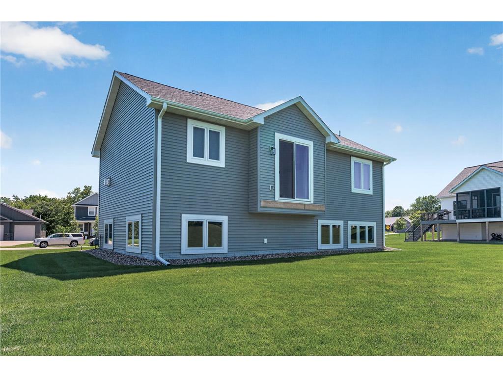 411 Westwood Drive River Falls WI 54022 7100640 image2