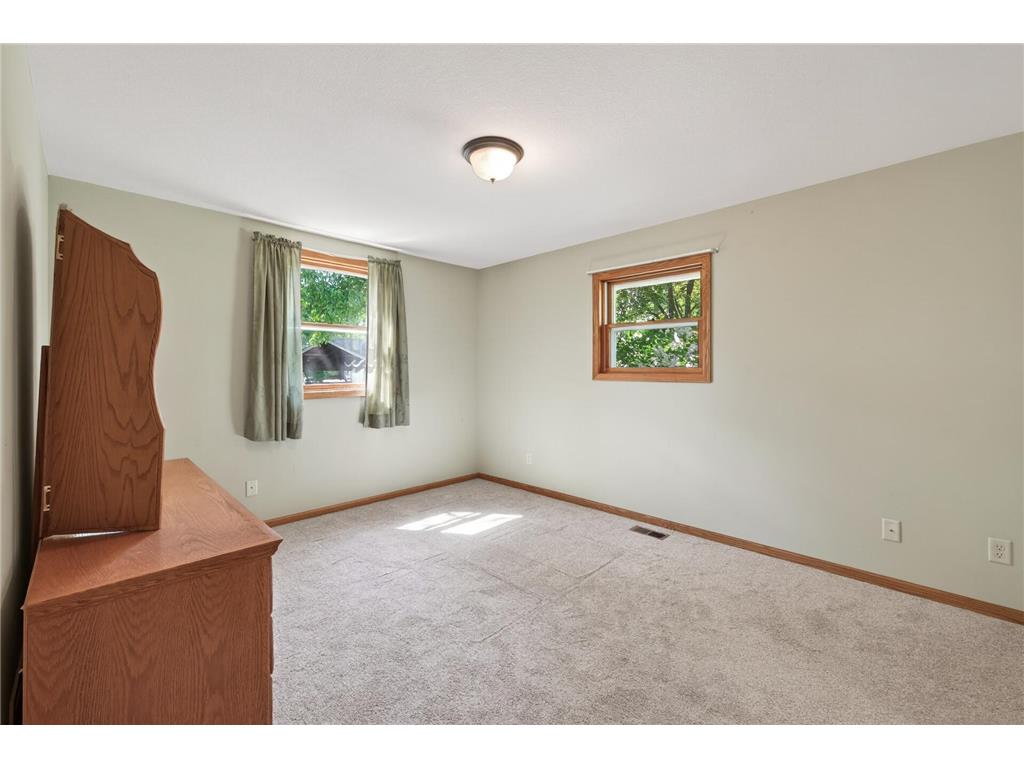 411 Young Street N Prescott WI 54021 7079670 image17