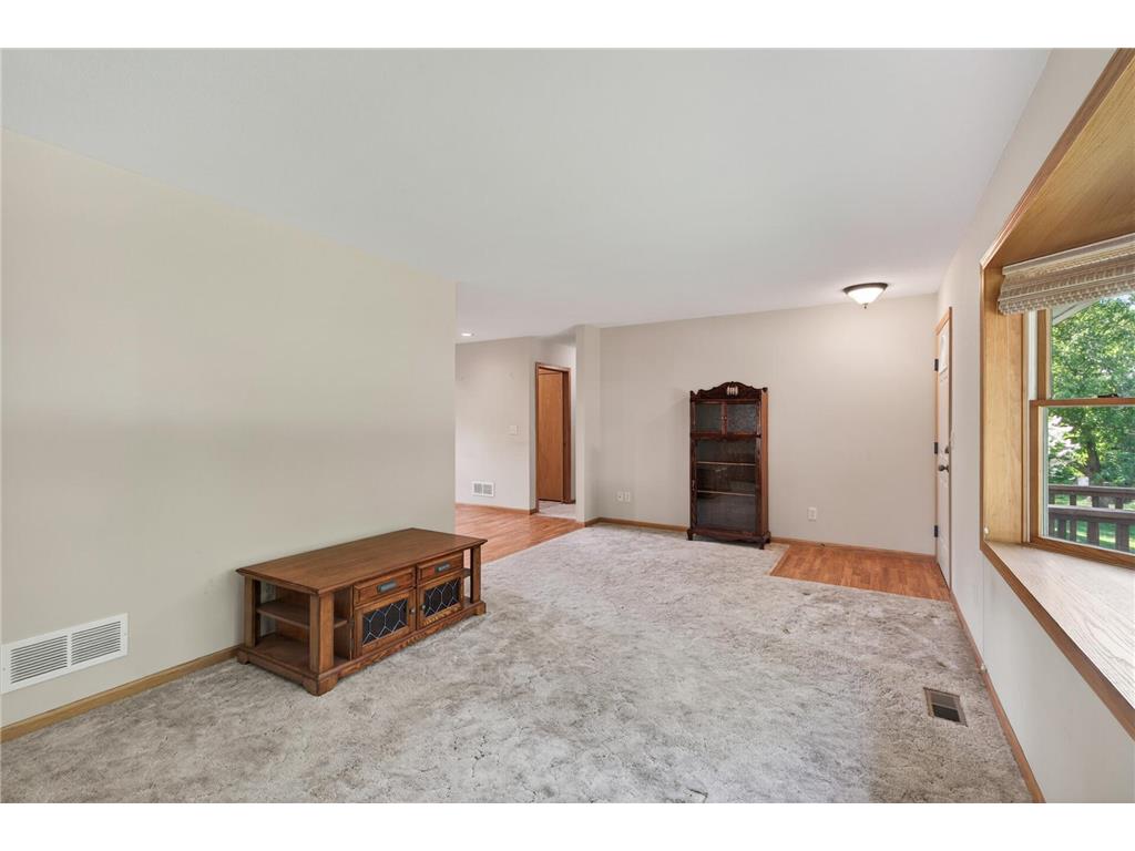 411 Young Street N Prescott WI 54021 7079670 image7