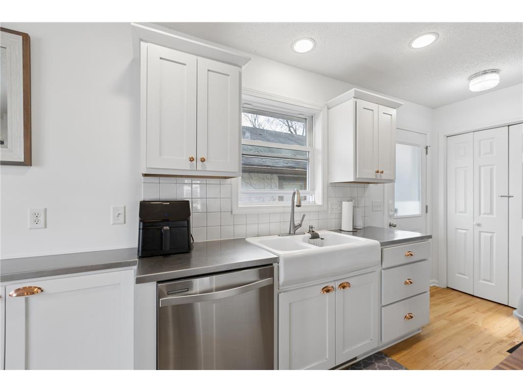 4110 6th Street NE Columbia Heights MN 55421 7048578 image11
