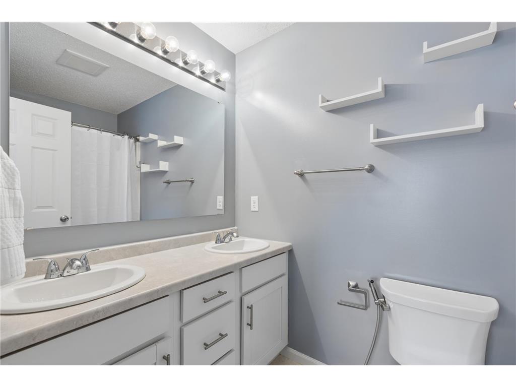 4110 6th Street NE Columbia Heights MN 55421 7048578 image24