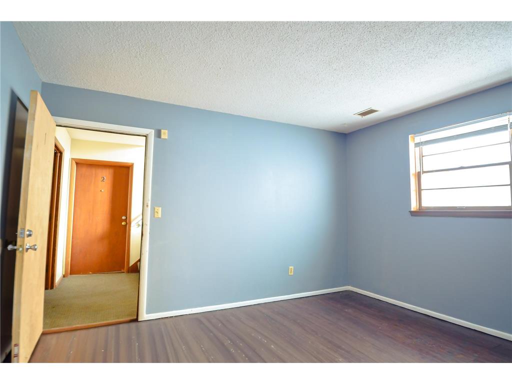 4110 Lake Breeze Avenue Brooklyn Center MN 55429 - Twin Lake 7007934 image2