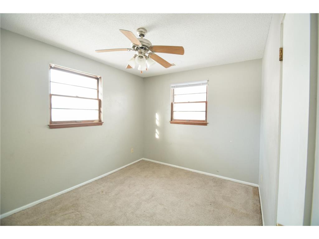 4110 Lake Breeze Avenue Brooklyn Center MN 55429 - Twin Lake 7007934 image7