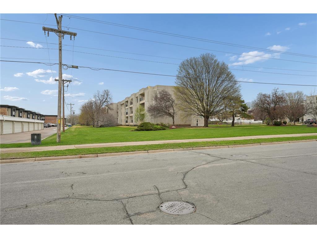 4110 Rahn Road #115 Eagan MN 55122 7058496 image17