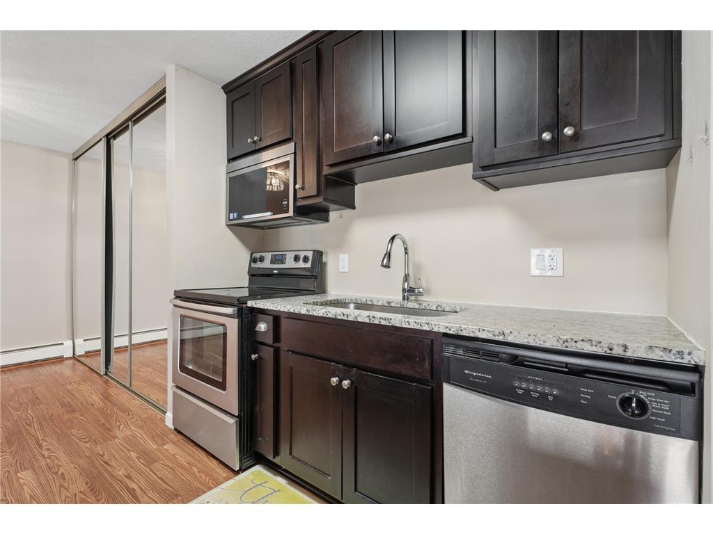 4110 Rahn Road #115 Eagan MN 55122 7058496 image8
