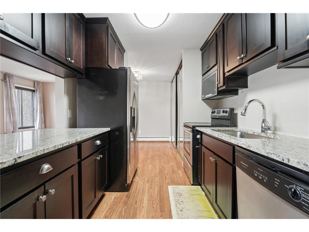 4110 Rahn Road #115 Eagan MN 55122 7058496 image9