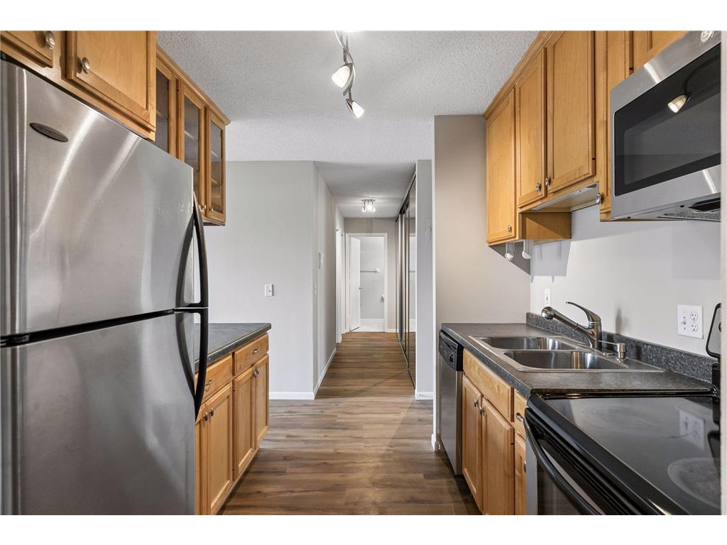 4110 Rahn Road #121 Eagan MN 55122 7058540 image8