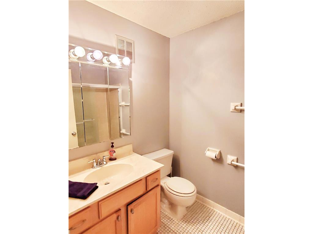 4110 Rahn Road #215 Eagan MN 55122 6632192 image20