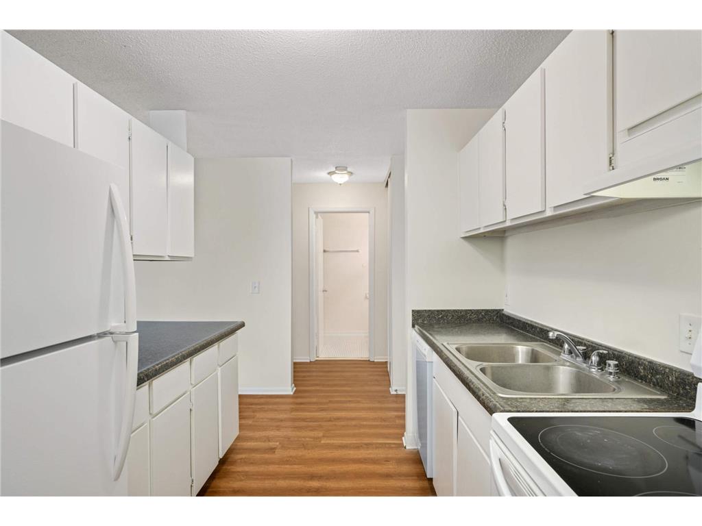 4110 Rahn Road #317 Eagan MN 55122 7024354 image12
