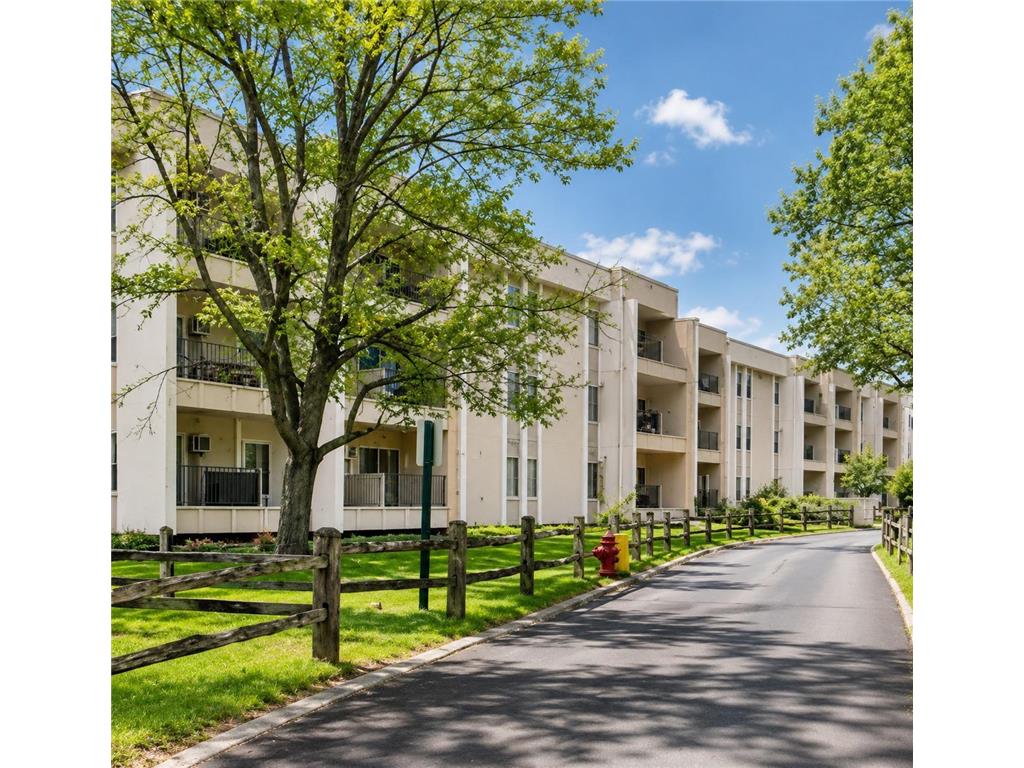 4110 Rahn Road #323 Eagan MN 55122 7076926 image1