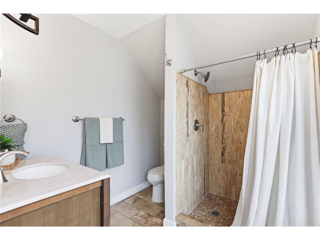 4111 Pillsbury Avenue S Minneapolis MN 55409 6826257 image16