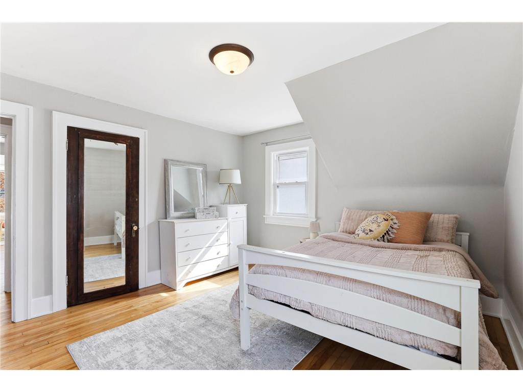 4111 Pillsbury Avenue S Minneapolis MN 55409 6826257 image19