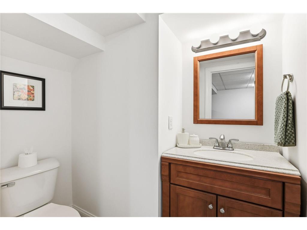 4111 Pillsbury Avenue S Minneapolis MN 55409 6826257 image25