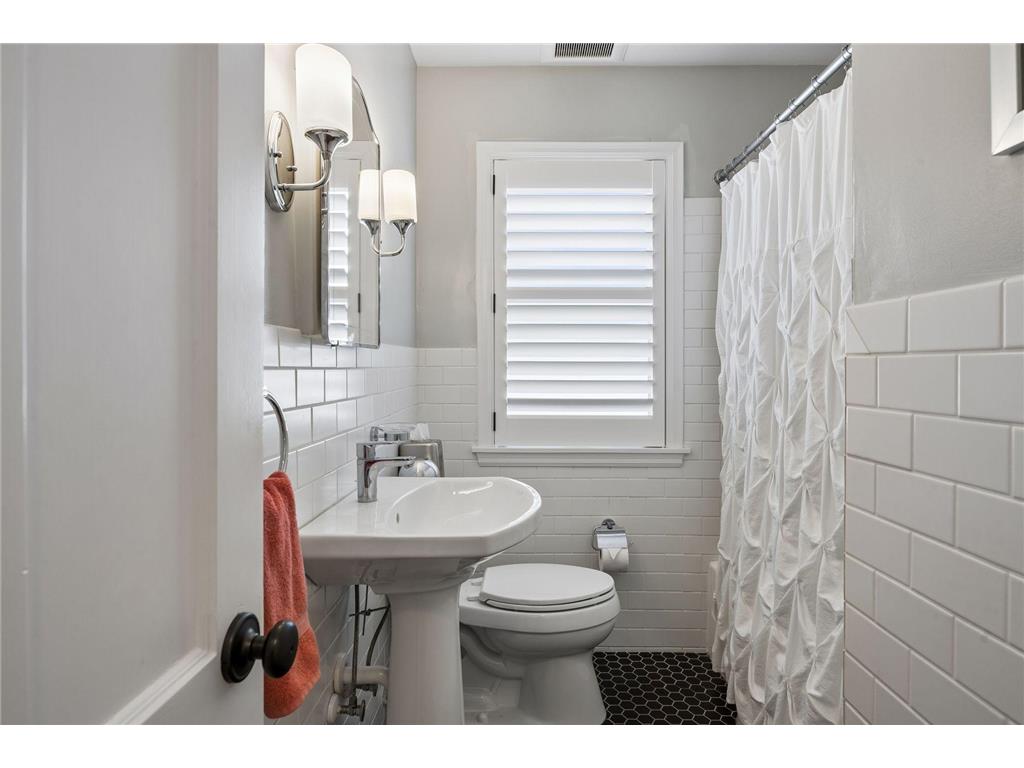 4111 Raleigh Avenue Saint Louis Park MN 55416 7037722 image18