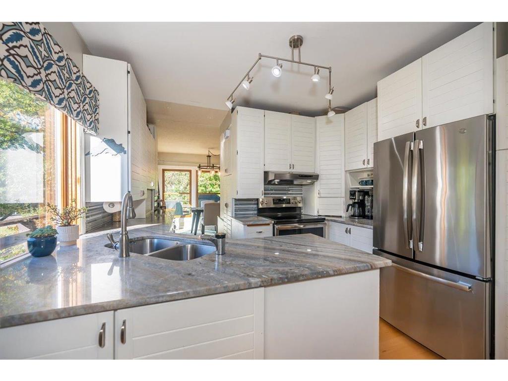 4111 W Arrowhead Rd Duluth MN 55811 6794494 image11