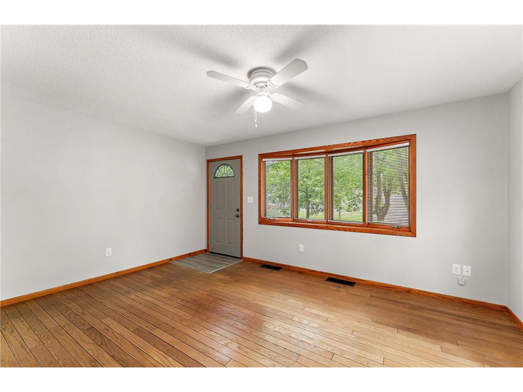 4112 Salem Avenue Saint Louis Park MN 55416 7080240 image3