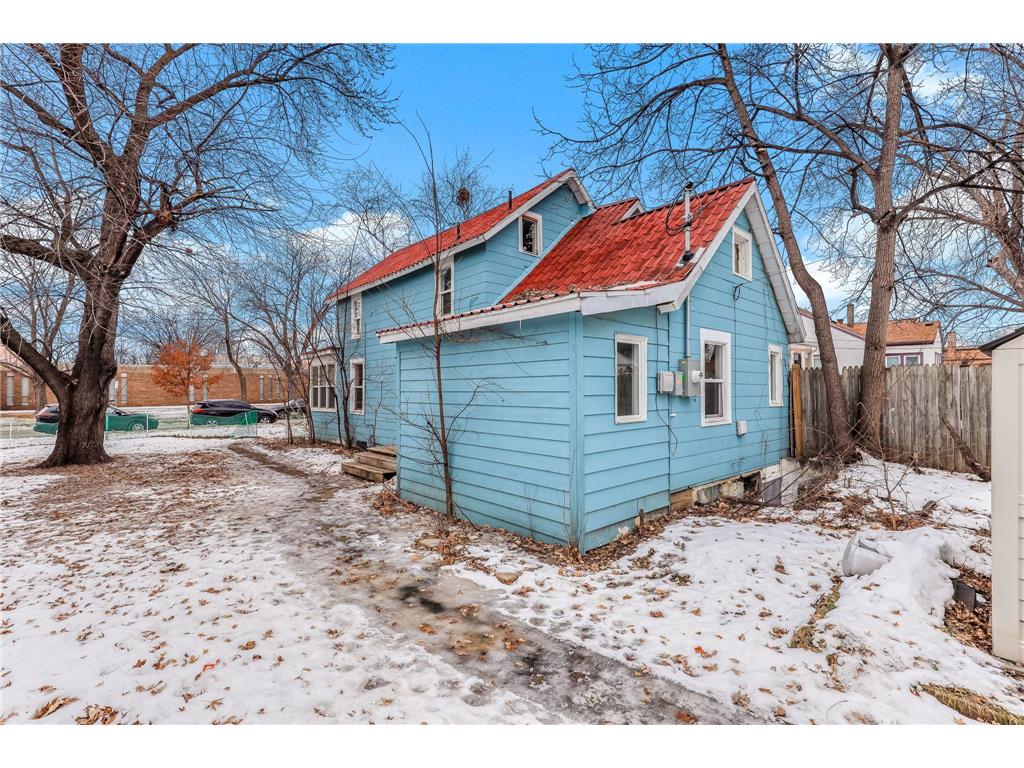 4114 Dupont Avenue N Minneapolis MN 55412 7008375 image16