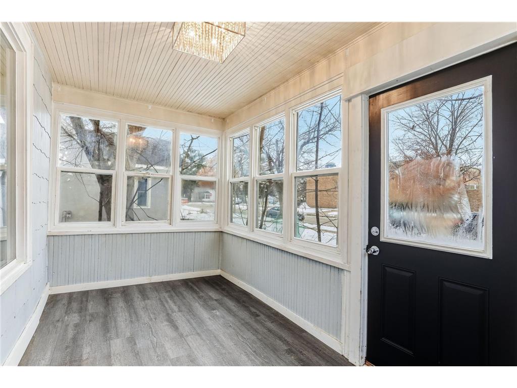 4114 Dupont Avenue N Minneapolis MN 55412 7008375 image2