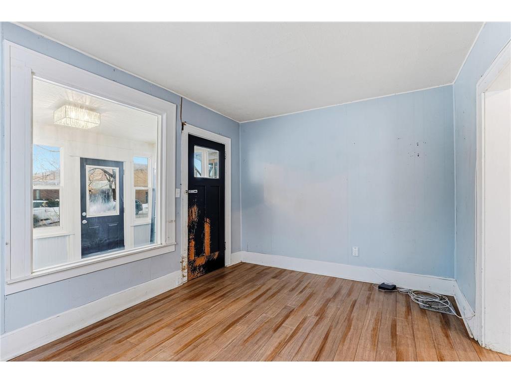 4114 Dupont Avenue N Minneapolis MN 55412 7008375 image3