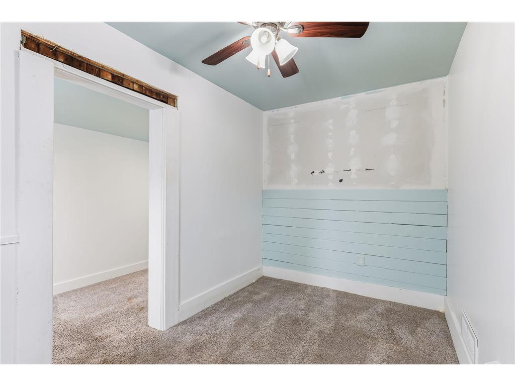 4114 Dupont Avenue N Minneapolis MN 55412 7008375 image9