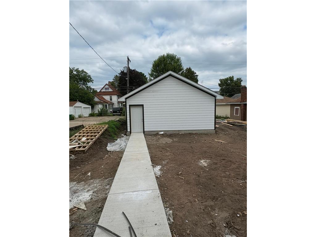 4114 Fremont Avenue N Minneapolis MN 55412 7115504 image2