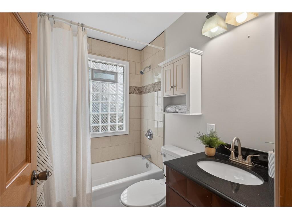4115 Chicago Avenue Minneapolis MN 55407 7087183 image18
