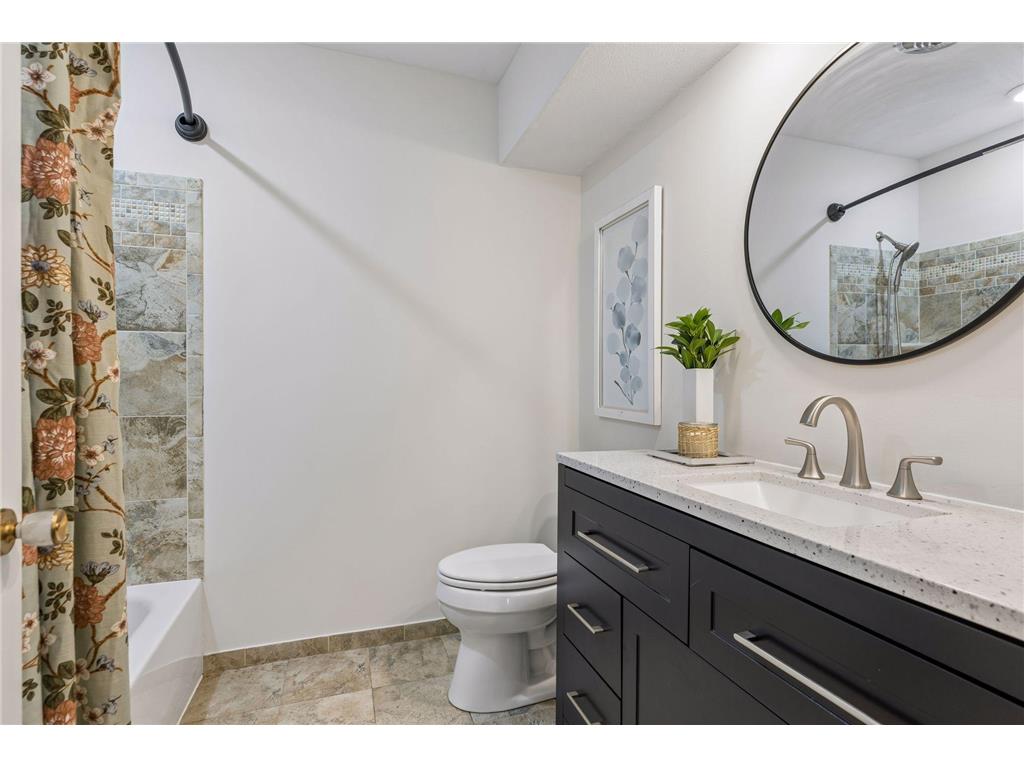 4117 Poplar Bridge Road Bloomington MN 55437 7080641 image18