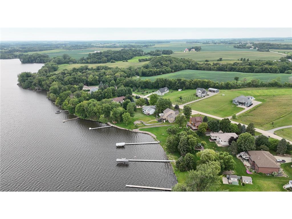 411X Wells Lake Ct Drive Faribault MN 55021 6787899 image4