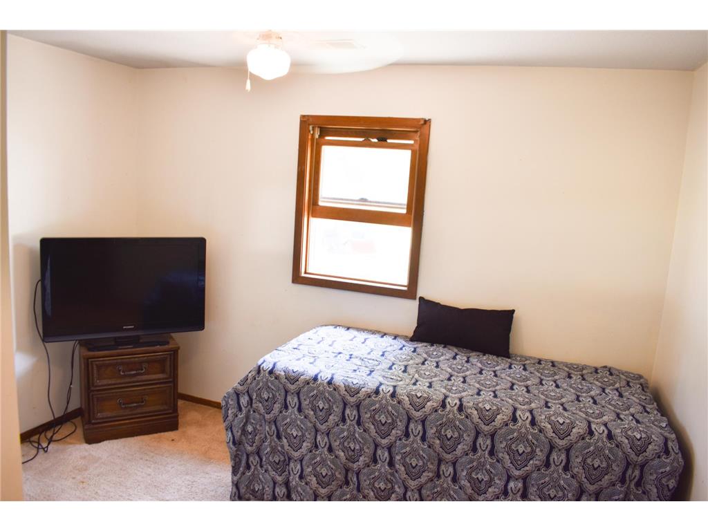 412 1st Street NE Menahga MN 56464 7088046 image16
