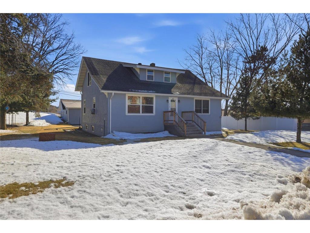 412 2nd Street N Tower MN 55790 7036610 image1