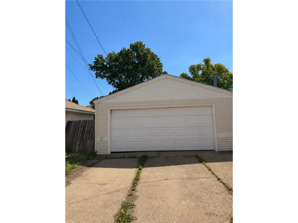 412 4th Avenue S South Saint Paul MN 55075 7083772 image20
