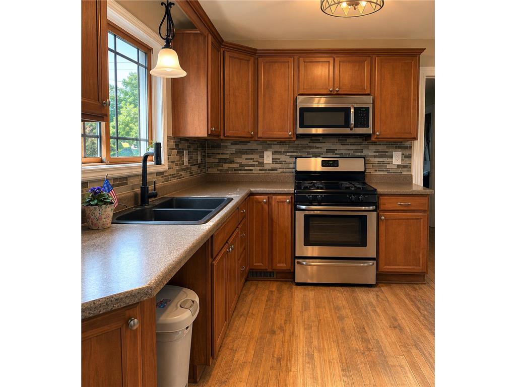 412 4th Avenue S South Saint Paul MN 55075 7083772 image3