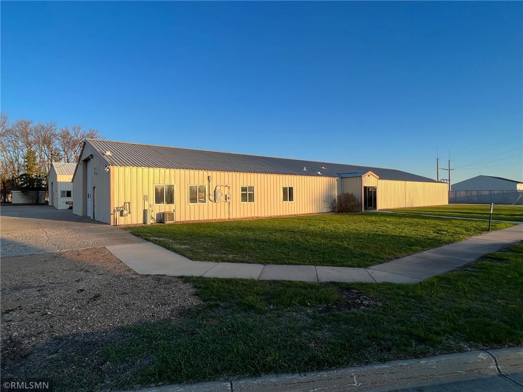 412 5th Avenue NW New Prague MN 56071 6330198 image1