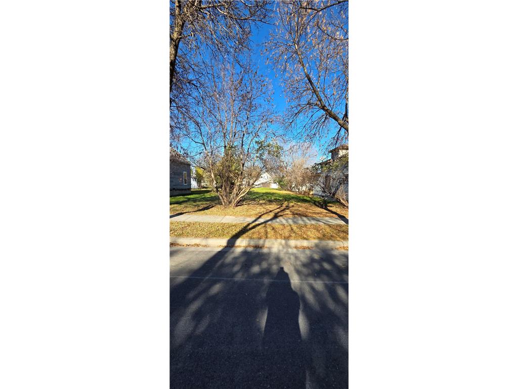 412 8th Street International Falls MN 56649 6810751 image1