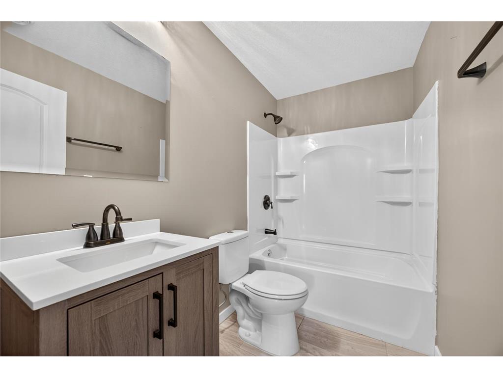 412 9th Street W Mantorville MN 55955 6808755 image27