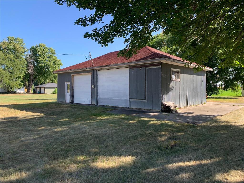 412 Dove Street Minnesota Lake MN 56068 6430924 image1