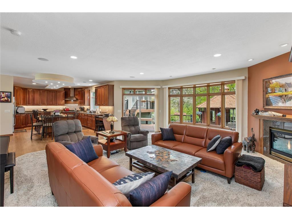 412 E 135th Street Burnsville MN 55337 7067573 image17