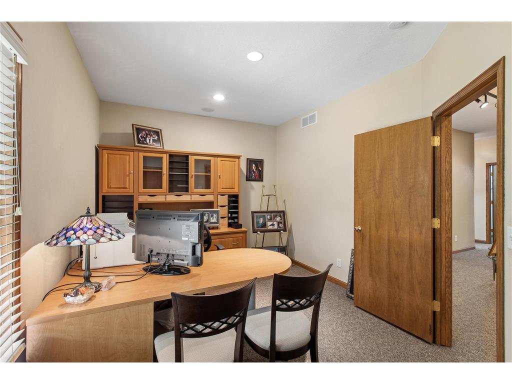 412 E 135th Street Burnsville MN 55337 7067573 image39