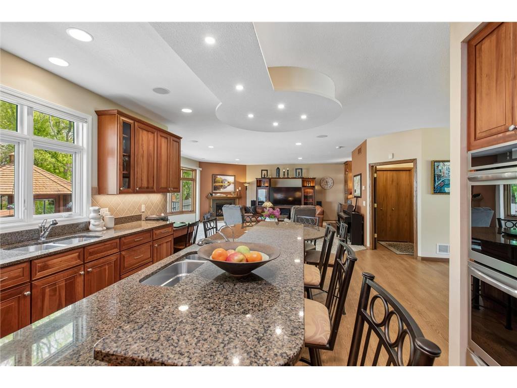 412 E 135th Street Burnsville MN 55337 7067573 image8