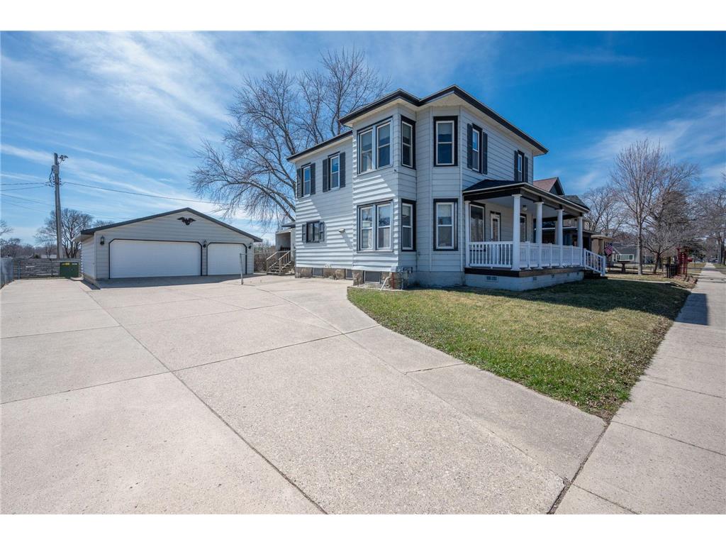 412 E 1st Street Fairmont MN 56031 6515297 image1