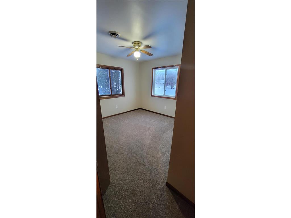 412 E Hamilton Avenue Baudette MN 56623 7005939 image13