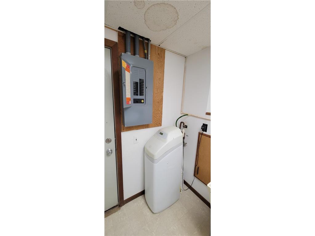 412 E Hamilton Avenue Baudette MN 56623 7005939 image16