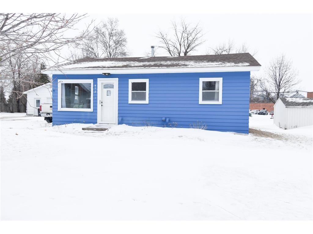 412 E Prairie Avenue Warren MN 56762 6654131 image2